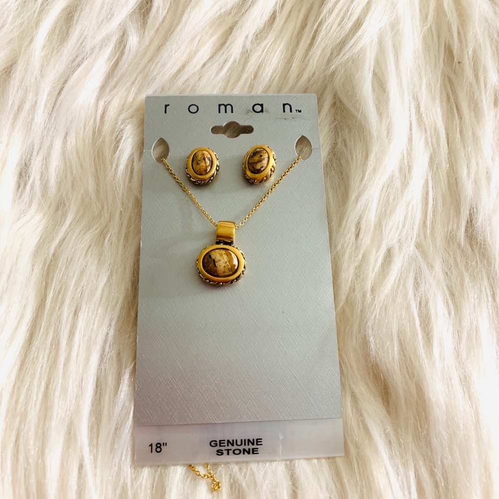 set 3 peices genuine stone earings and necklace